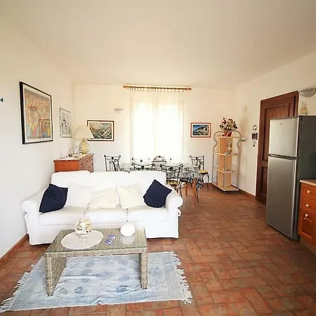 Apartamento Rokkaria Holidays *