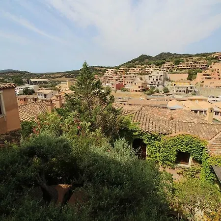 Rokkaria Holidays Apartamento *