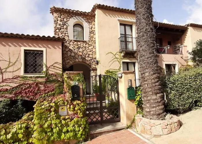 Rokkaria Holidays Daire Villasimius